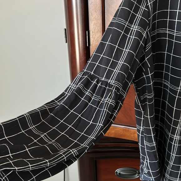 Women’s Lot of Dress Blouses NEW OR LIKE NEW. Size XL/1X/XXL - Picture 7 of 16